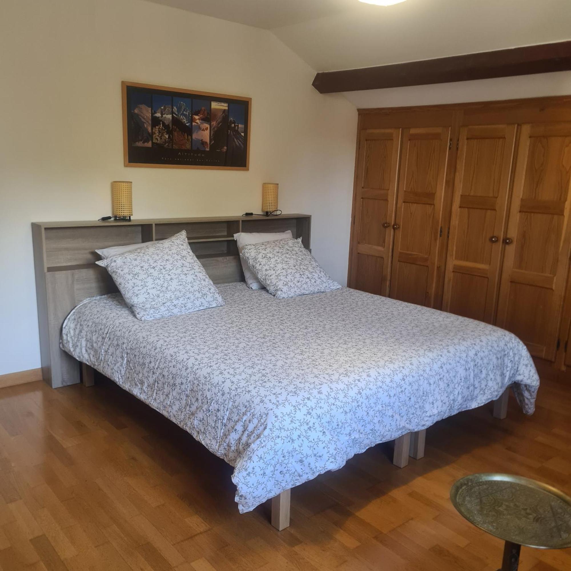 La Parenthese Des Collines Bed & Breakfast Saint-Donat-sur-lʼHerbasse Dış mekan fotoğraf